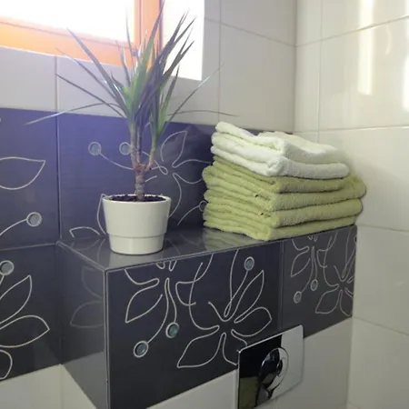 Lm Apartment *